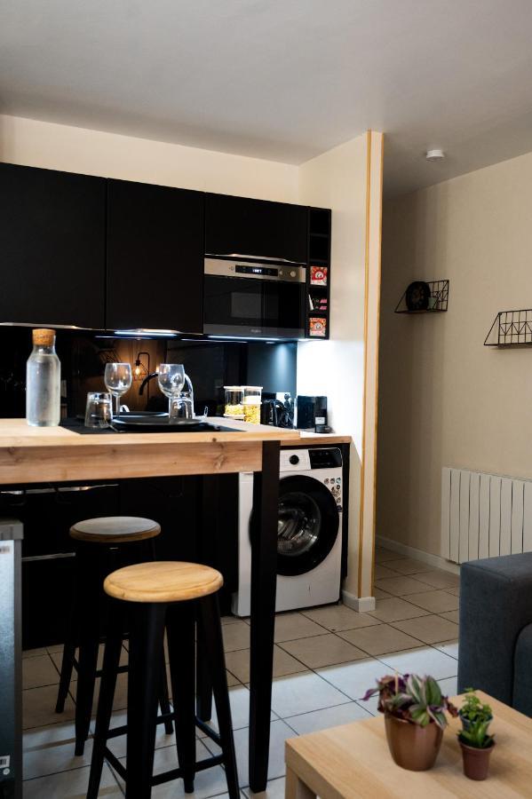 Апартаменты Studio Pessac Centre Tram & Parking Экстерьер фото